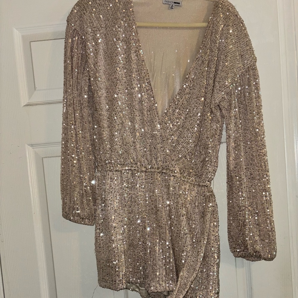 Sequence romper - Picture 2 of 3